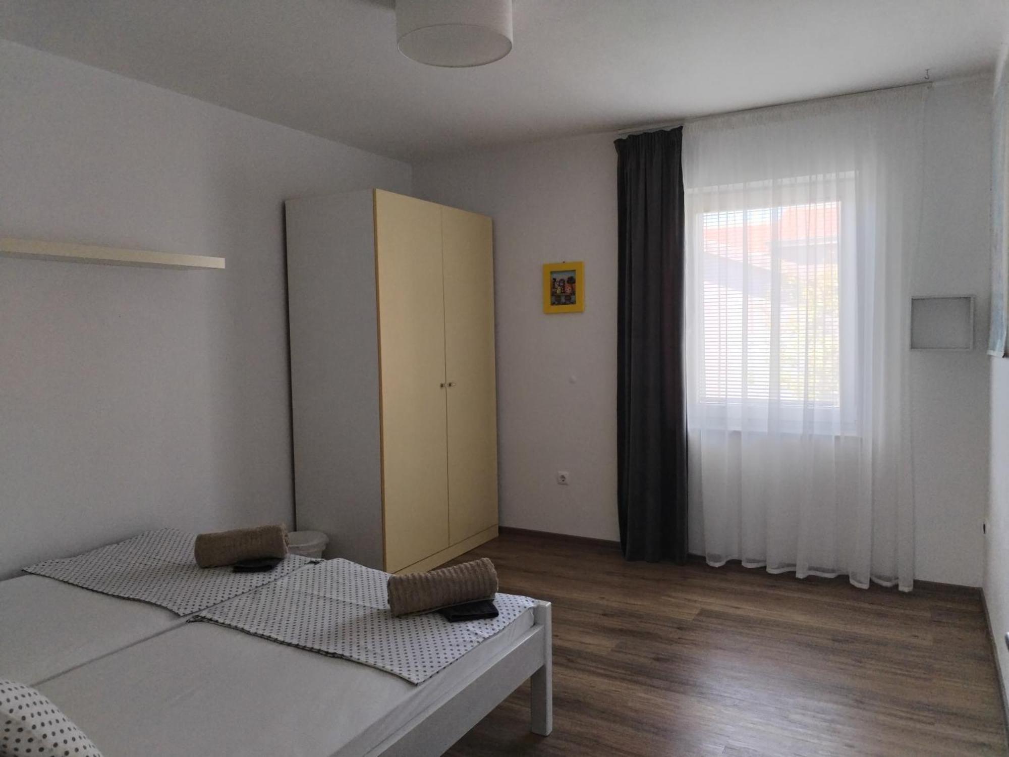 Family Apartment B&B บีโอกราดนาโมรู ภายนอก รูปภาพ